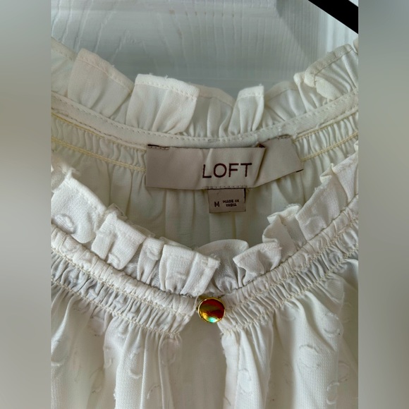 LOFT creamy white sleeveless blouse 🤍 - Picture 3 of 4